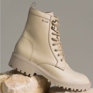 Velez Leather Combat Boots Women’s Cream Lace Up Lug Sole Ankle Boots